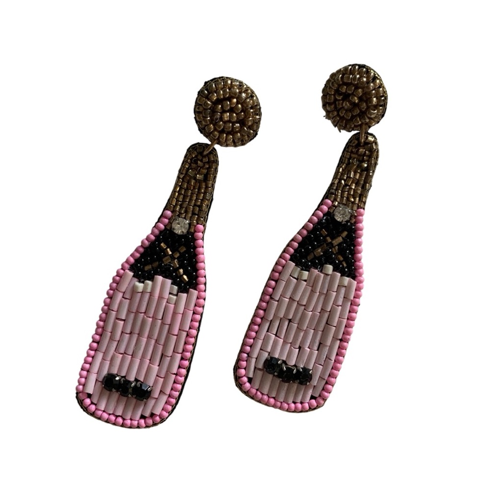 🤩 JEWELRY 2 FOR $10 - BUNDLE & SAVE 🤩 
Champagne Beaded Earrings